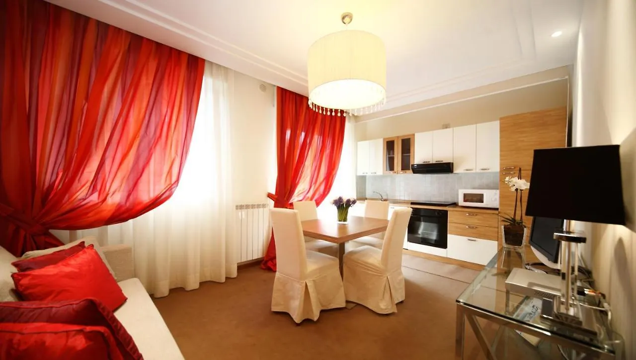**** Aparthotel Residence Lungomare - Charming Apartments Riccione Italy