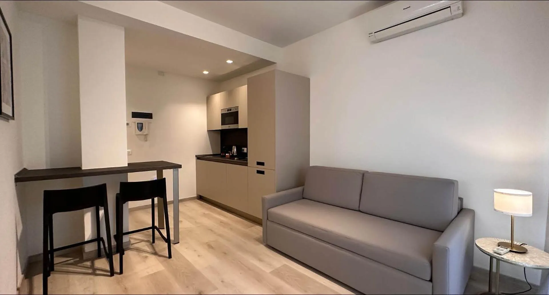 Residence Lungomare - Charming Apartments Riccione