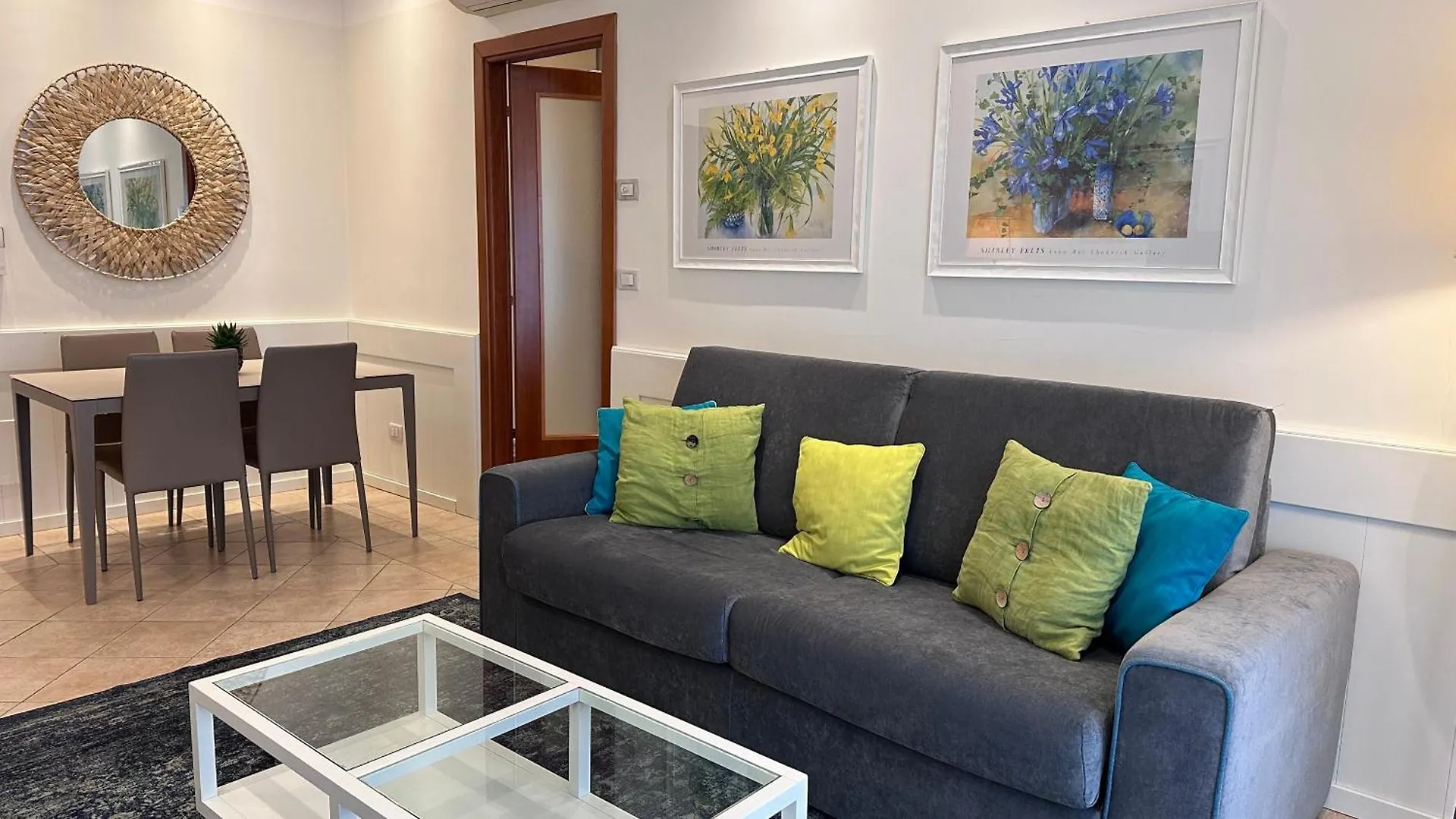 Residence Lungomare - Charming Apartments Riccione