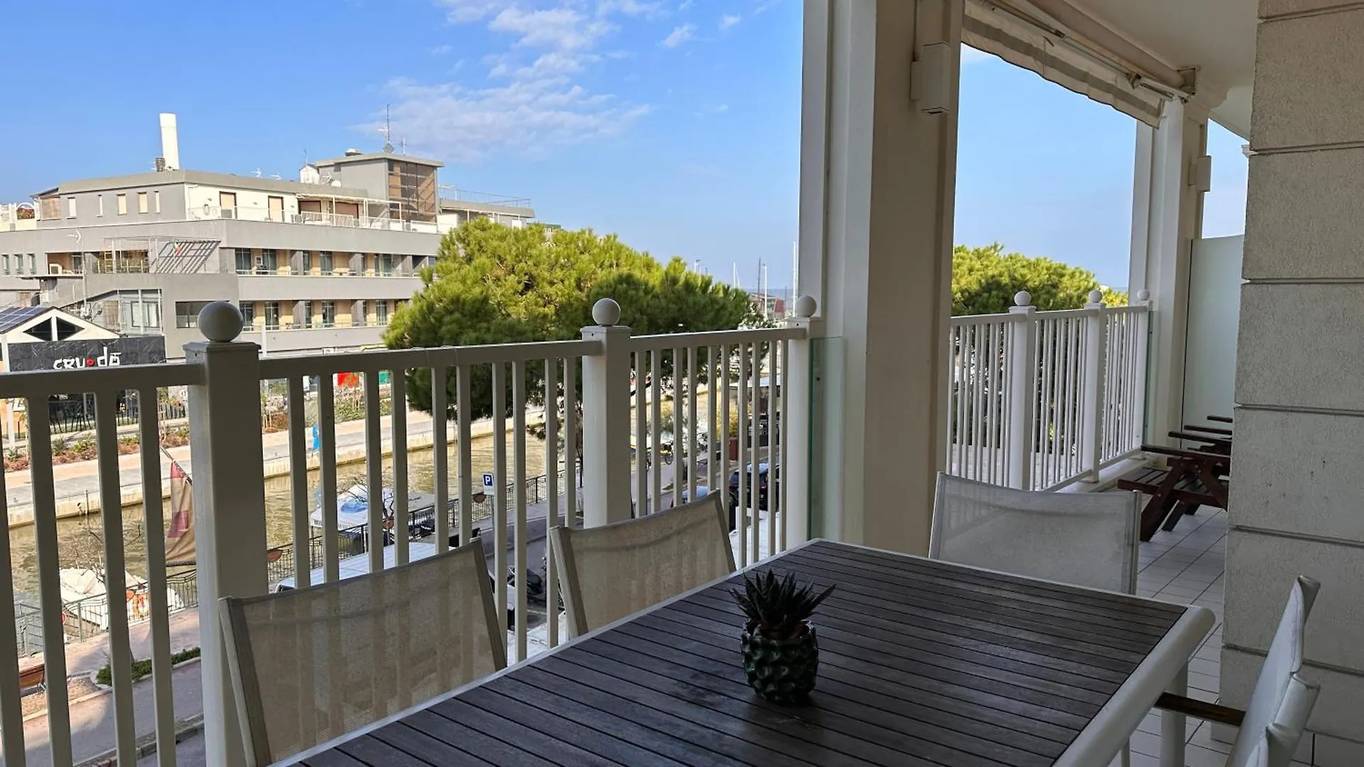 Aparthotel Residence Lungomare - Charming Apartments Riccione