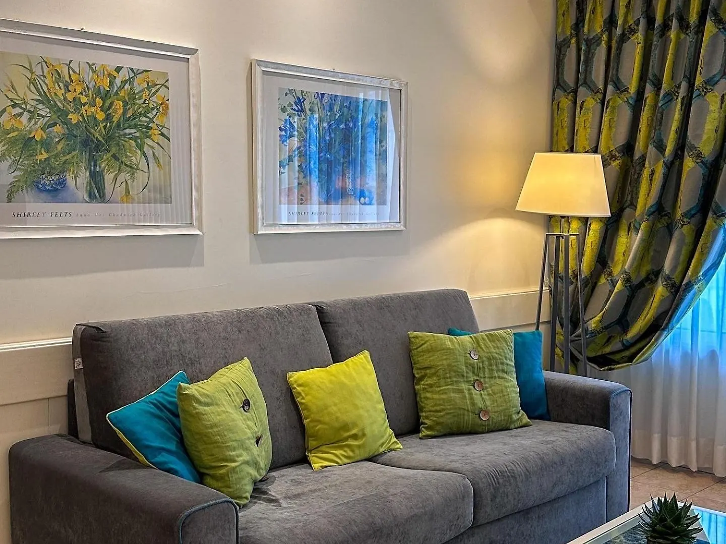 Aparthotel Residence Lungomare - Charming Apartments Riccione