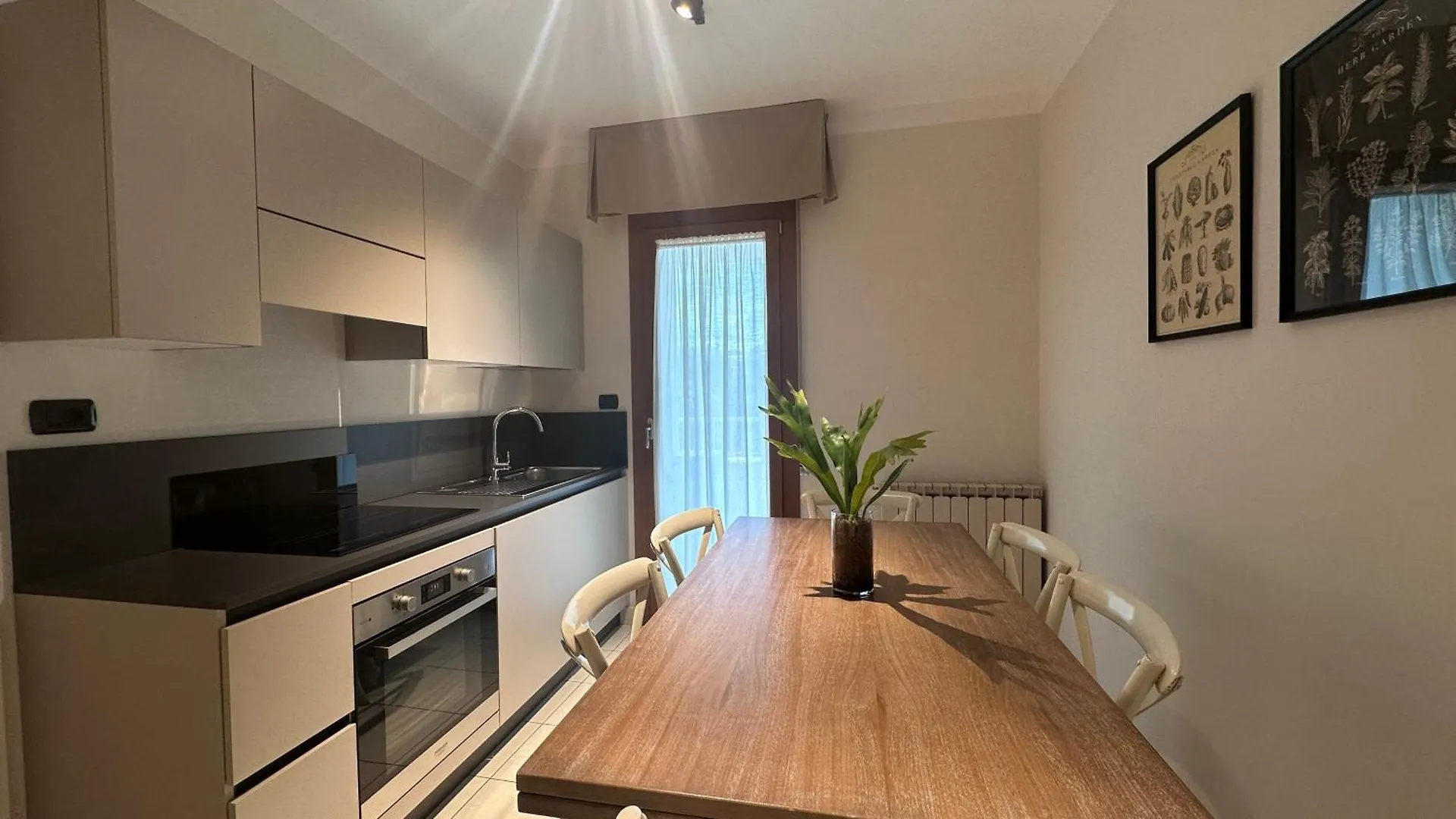 Residence Lungomare - Charming Apartments Riccione