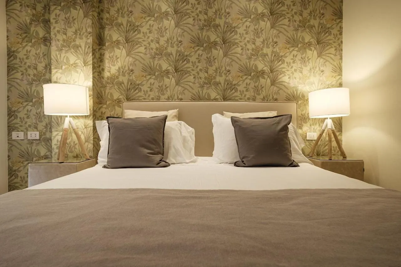 Residence Lungomare - Charming Apartments Riccione Aparthotel