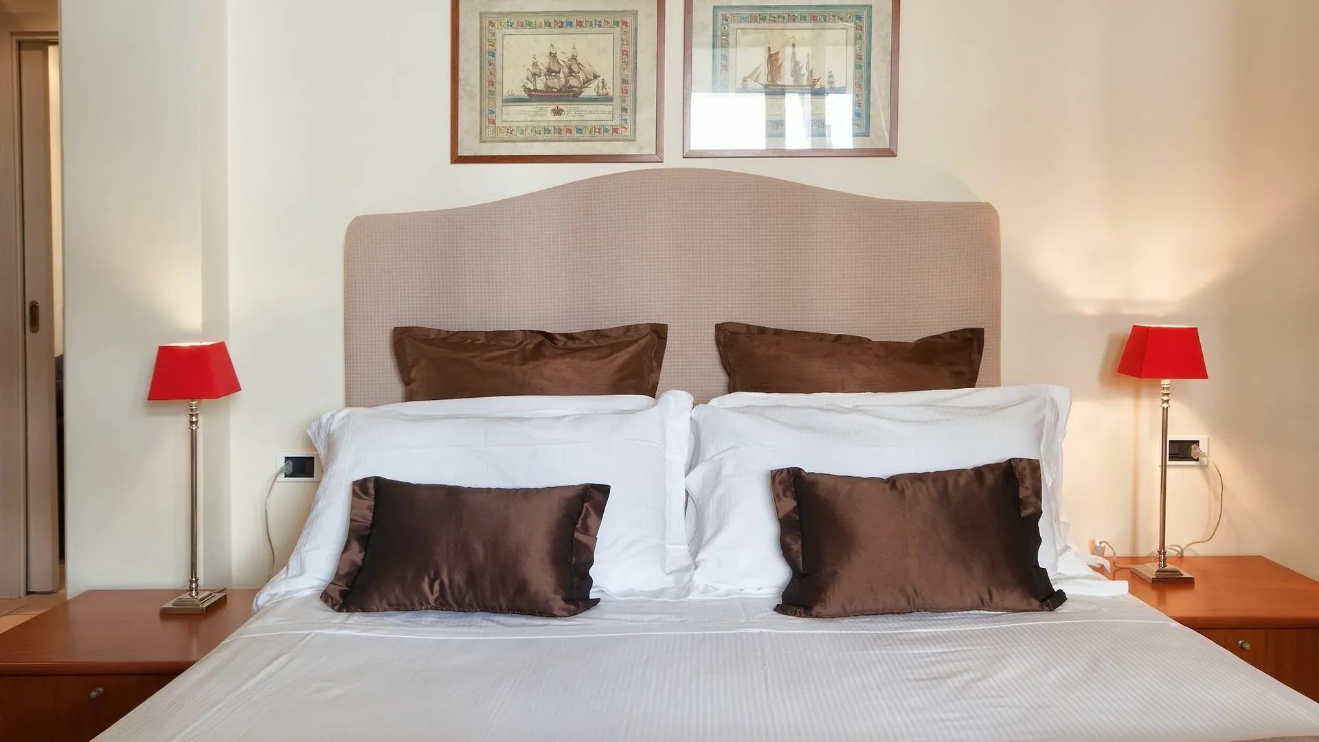 Residence Lungomare Riccione 4*,
