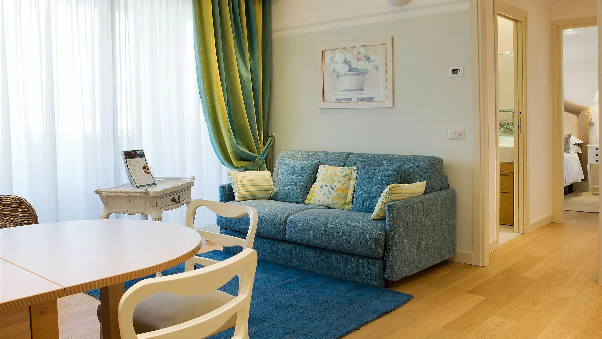 Residence Lungomare Riccione Italia