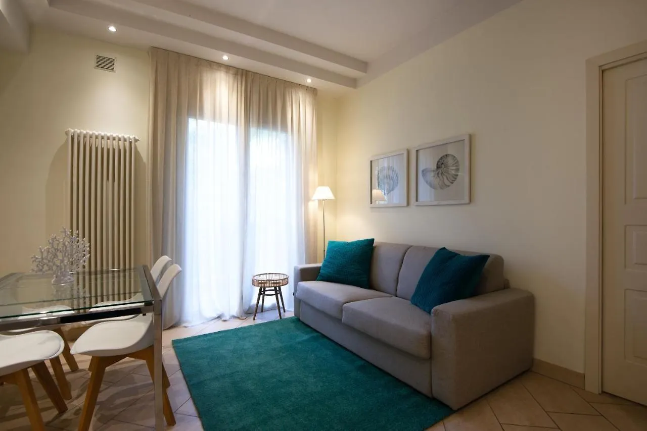 **** Aparthotel Residence Lungomare Riccione Italia
