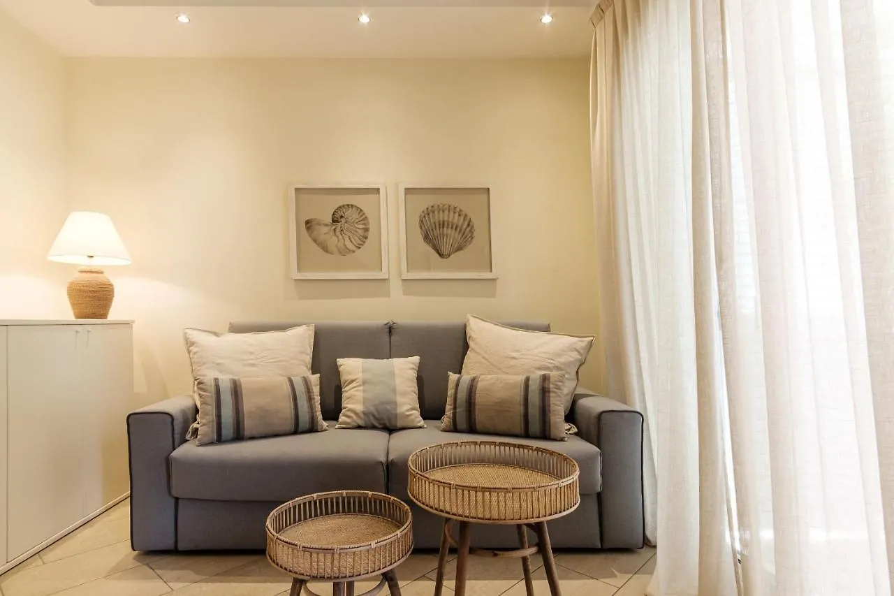 Residence Lungomare Riccione 4*,  Italia