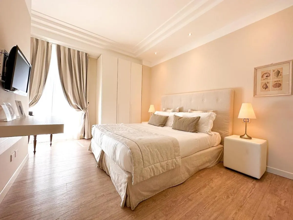 **** Aparthotel Residence Lungomare - Charming Apartments Riccione Italy