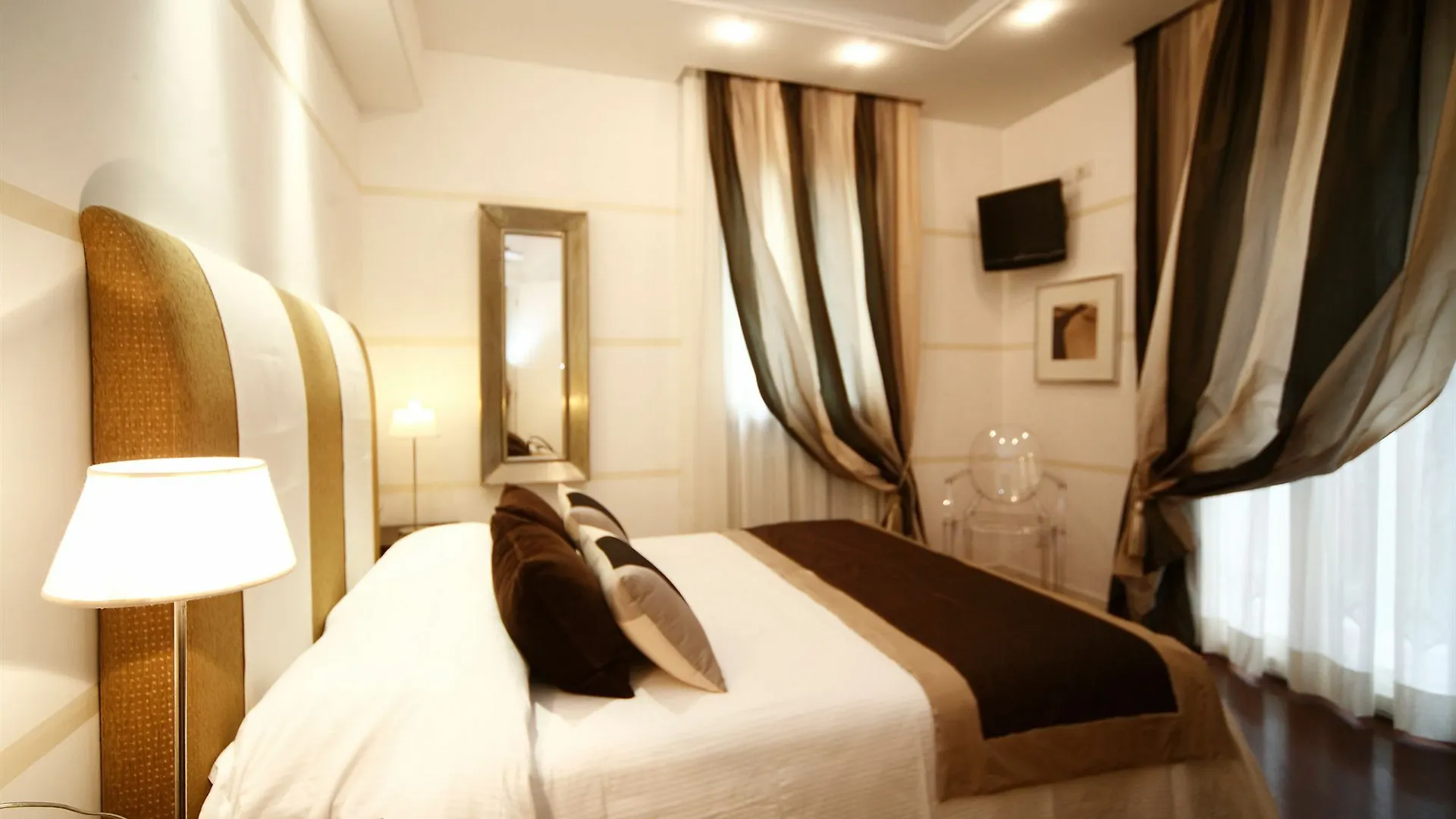 Residence Lungomare - Charming Apartments Riccione