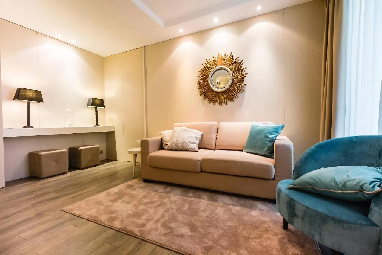 Residence Lungomare - Charming Apartments Riccione Aparthotel